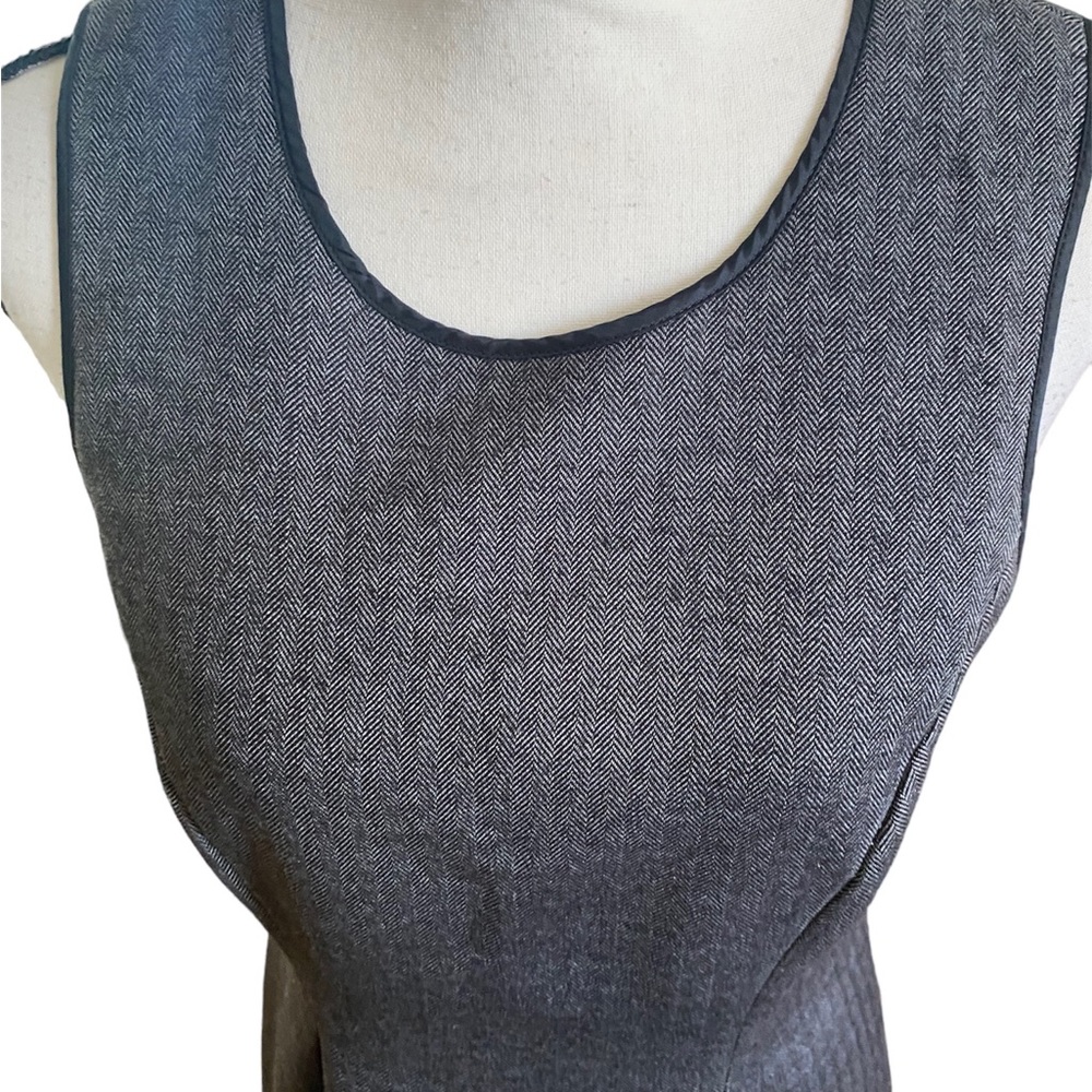 Exposed Zipper J Crew Shift Dress - Picture 3 of 3